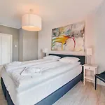 Aura, Sun & Snow Apartment *