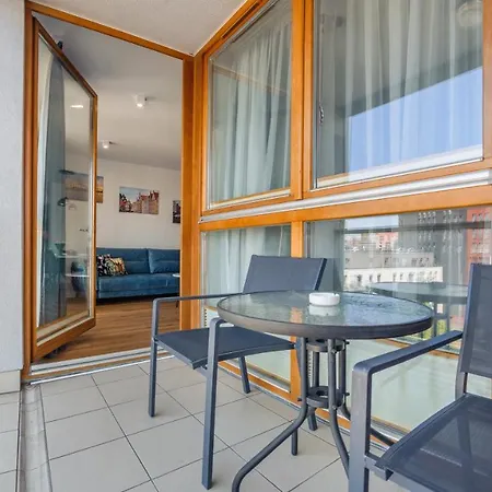 Sun & Snow Aura Apartment *