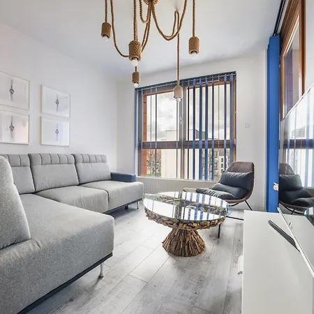 Apartment Sun & Snow Aura *