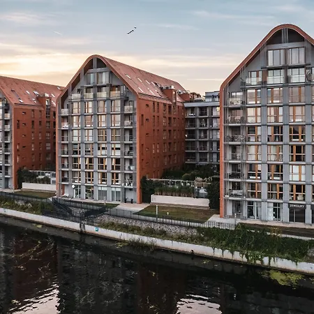 Sun & Snow, Aura Apartamento