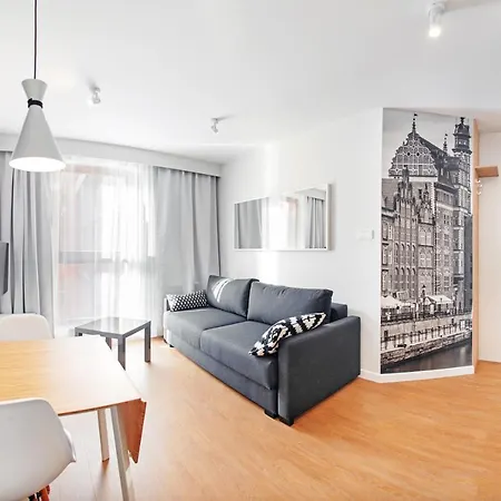 Aura, Sun & Snow 그단스크