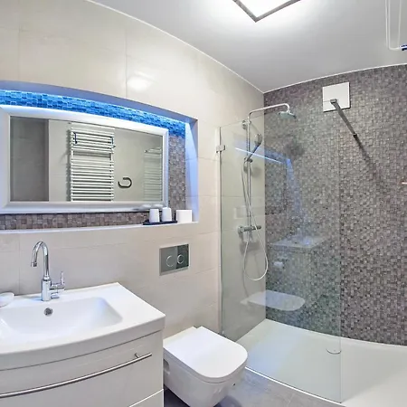 Aura, Sun & Snow 아파트 *