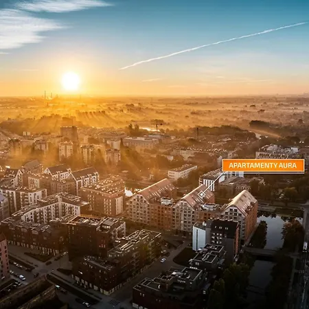 Sun & Snow Aura Apartment *